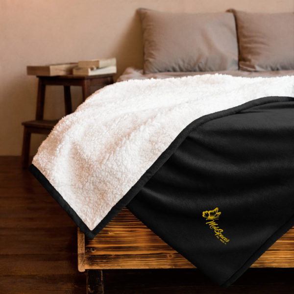 Melo Premium Sherpa Blanket - Image 2